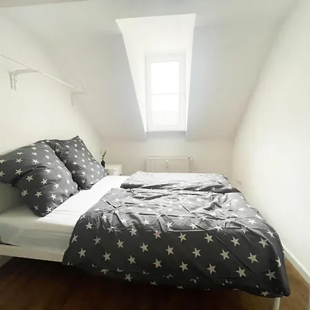 Apartamento Wunder Schoene Ferienunterkunft Mitten Im Zentrum Von